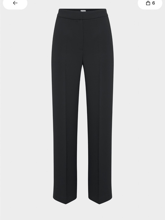 Aritzia Pants - Limitless Pant Crepette